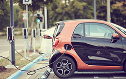 Štátna dotácia na hybrid a elektromobil