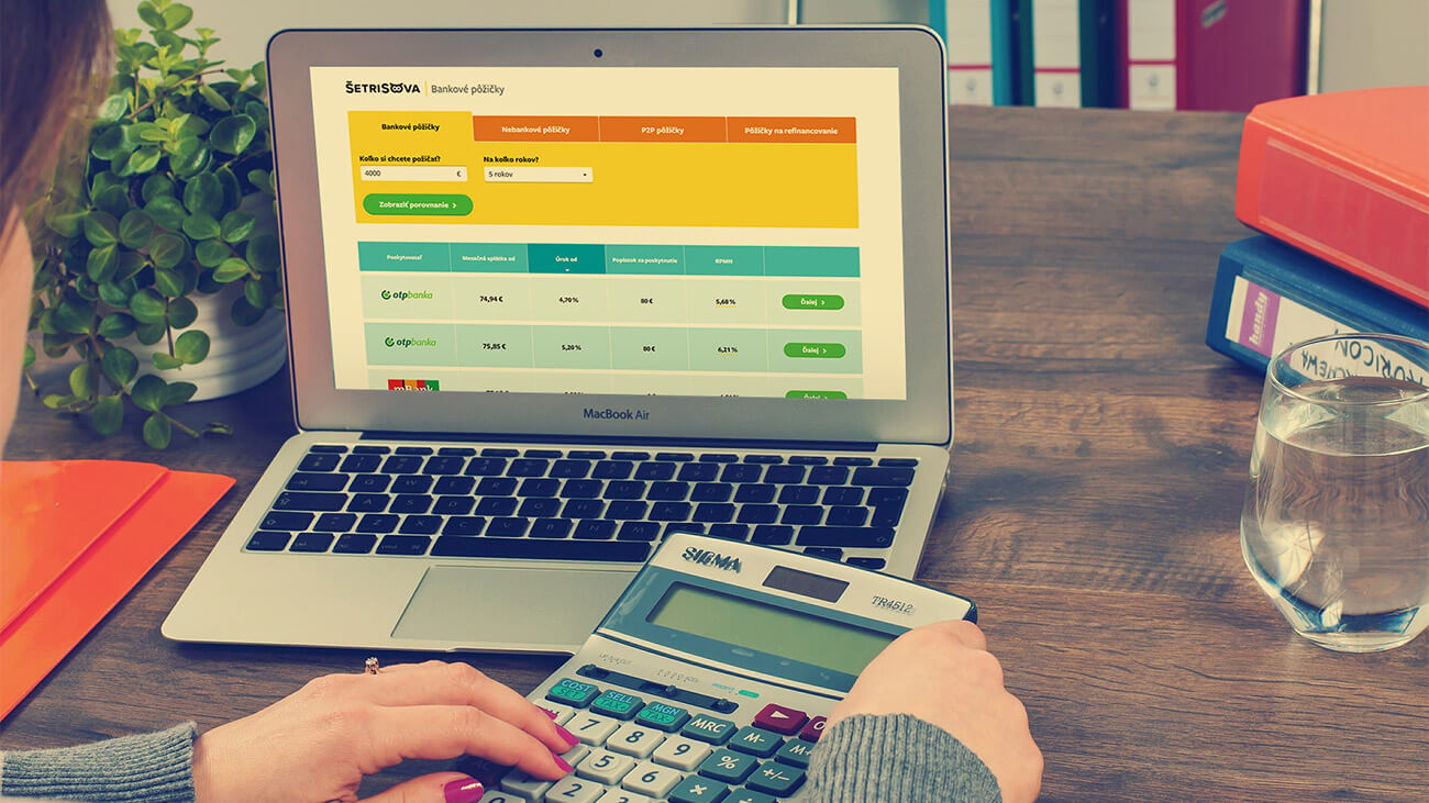 Úverová kalkulačka je pomocník pre ženu, ktorá hľadá najvýhodnejšie pôžičky